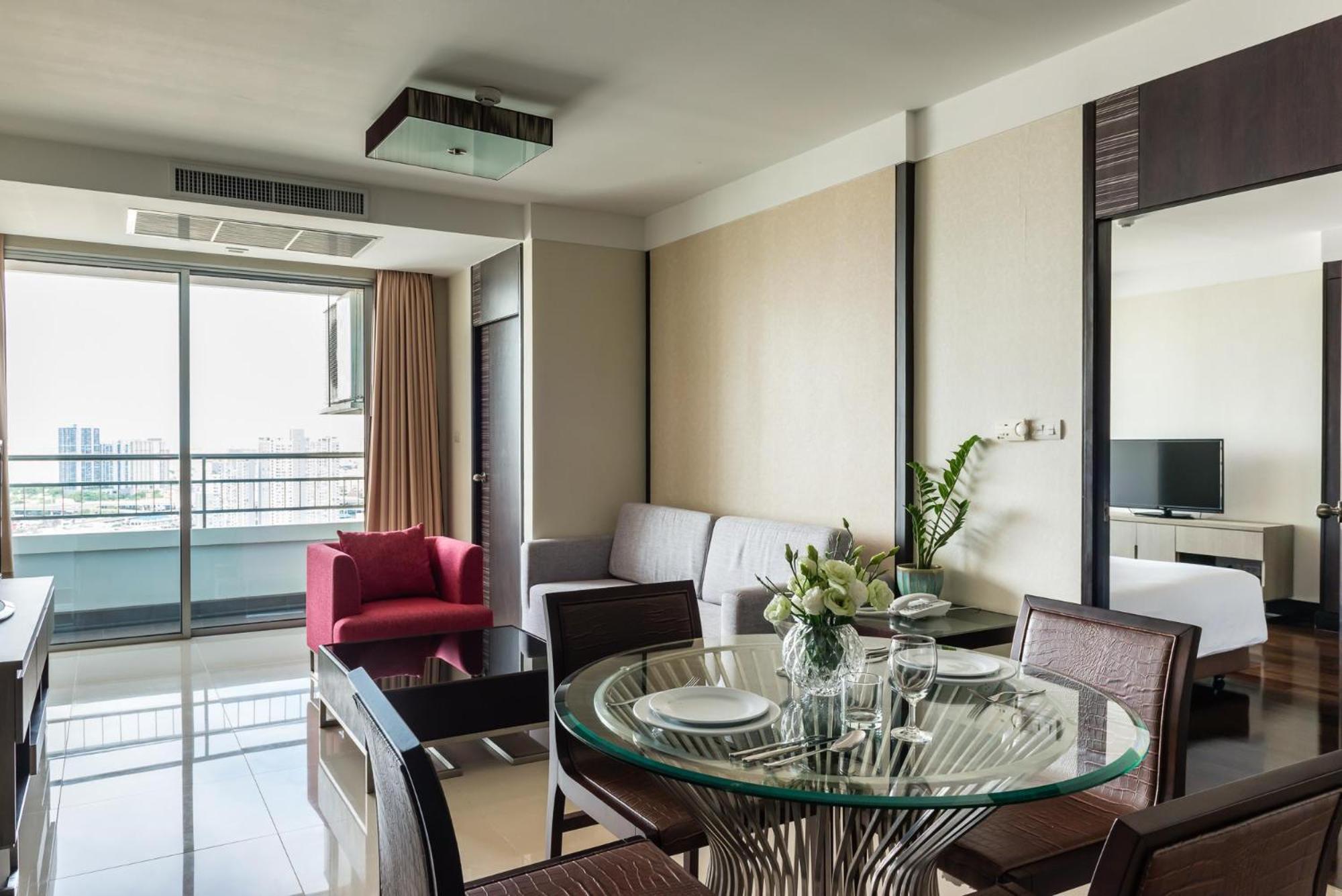 โรงแรม จัสมิน แกรนด์ เรสซิเดนซ์ - Sha Extra 5*